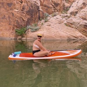 Meet your Posher, Andrea